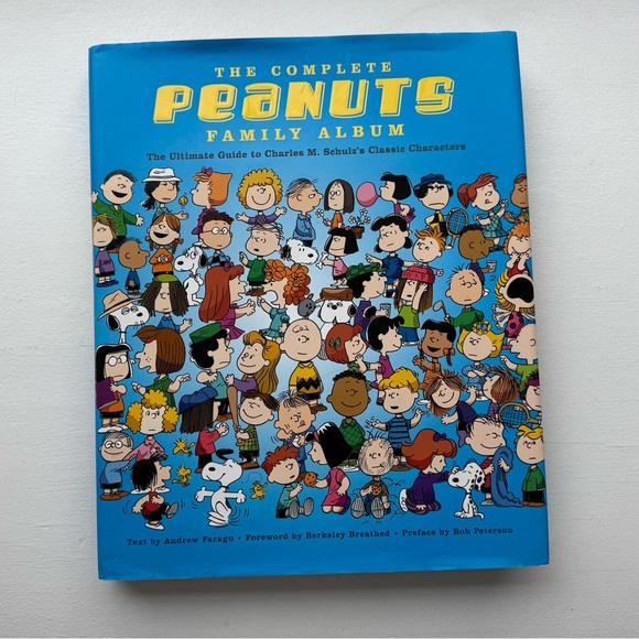 The Complete Peanuts Family Album - Picture 2 of 11
